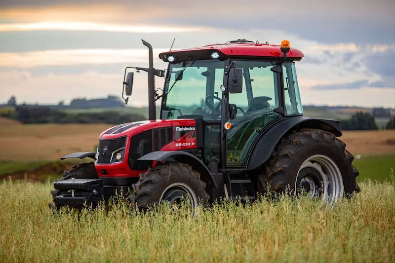 TRACTOR MAHINDRA DE 113 CABALLOS DOBLE TRACCION CABINA